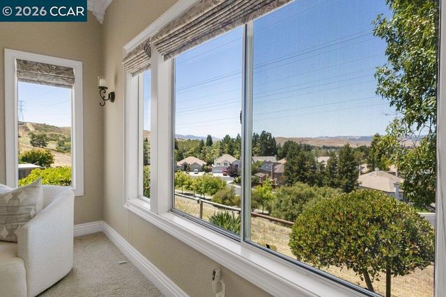 318 Sunset Dr, Danville, CA 94506