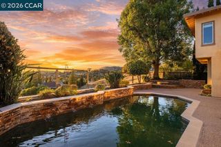 318 Sunset Dr, Danville, CA 94506