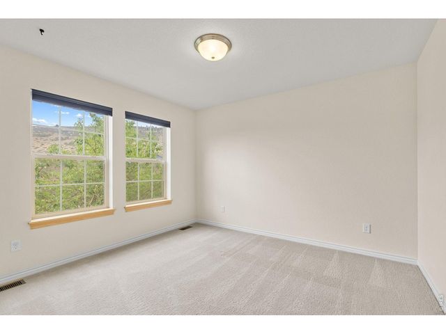 413 Raymond Ct, Lyons, CO 80540