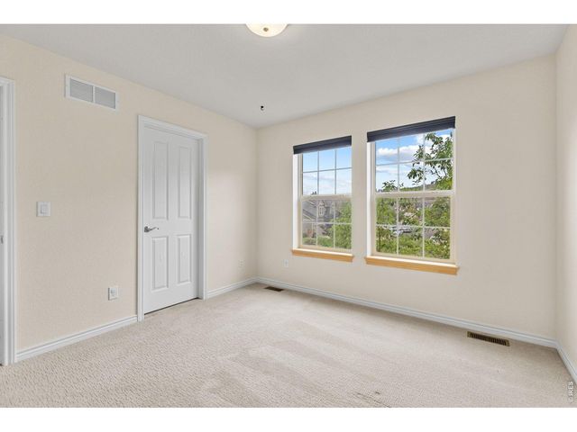 413 Raymond Ct, Lyons, CO 80540