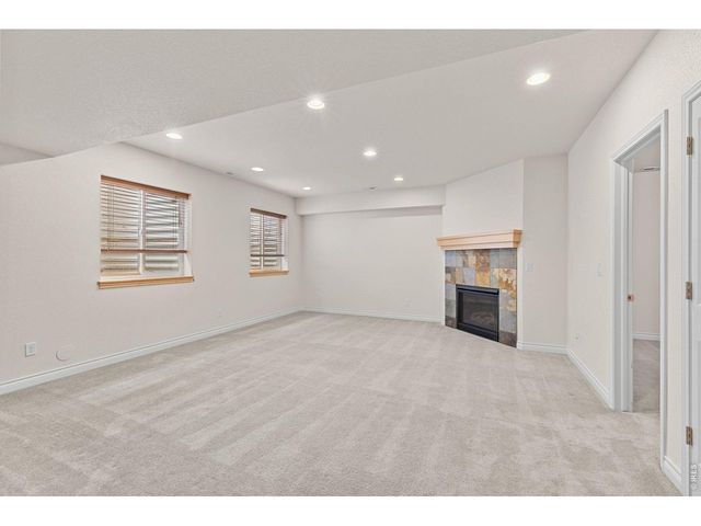 413 Raymond Ct, Lyons, CO 80540