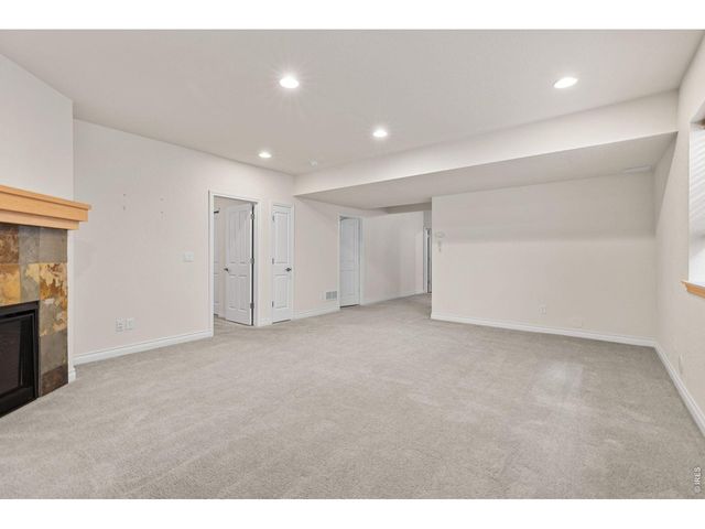 413 Raymond Ct, Lyons, CO 80540