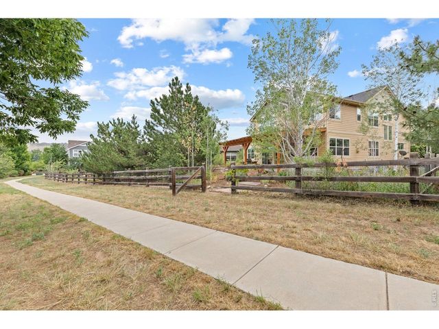 413 Raymond Ct, Lyons, CO 80540