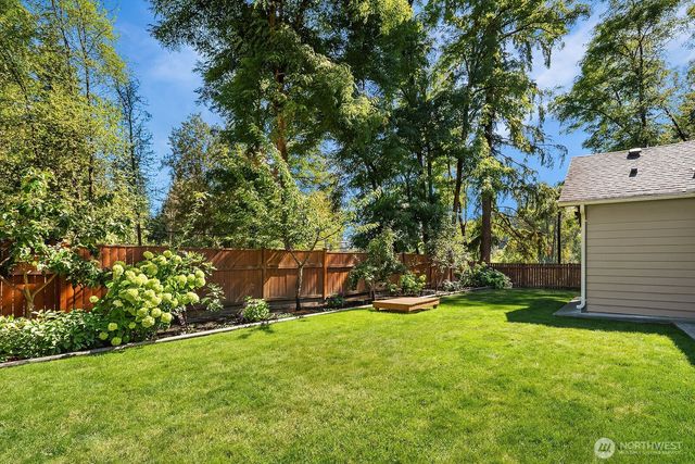 18460 NE Woodinville Duvall Place, Woodinville, WA 98077