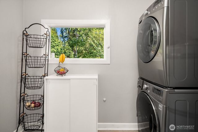 18460 NE Woodinville Duvall Place, Woodinville, WA 98077