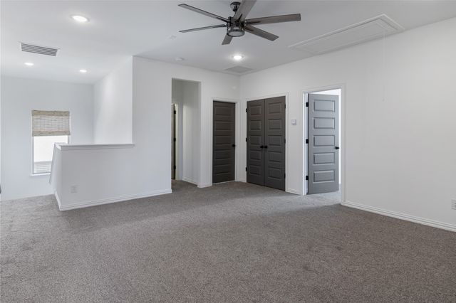 1604 Berry Ridge Trail, Aubrey, TX 76227