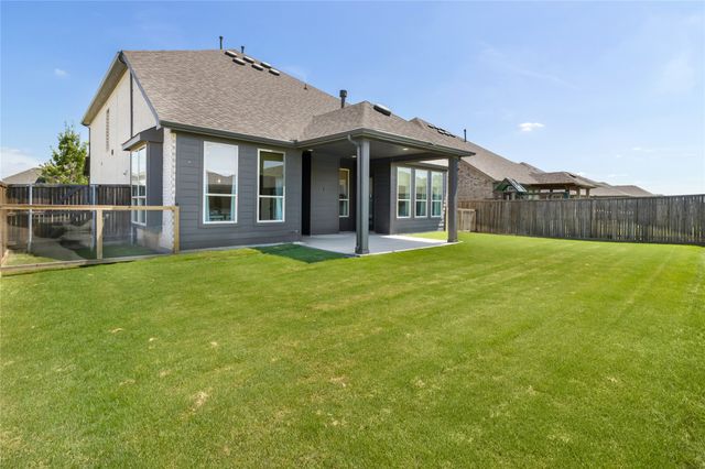 1604 Berry Ridge Trail, Aubrey, TX 76227