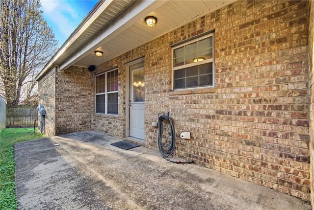 2633 Villa Boulevard, Fayetteville, AR 72703