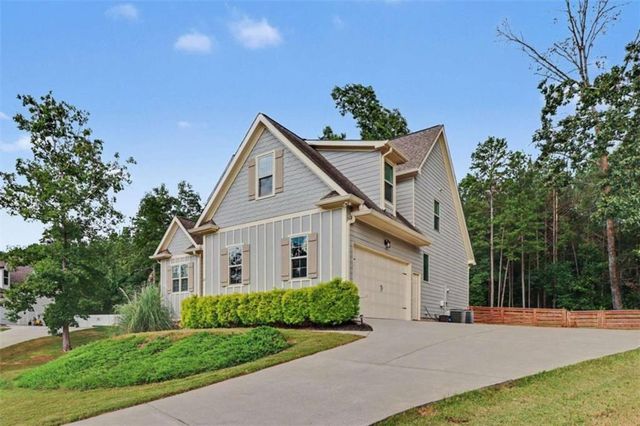 64 Blandwood Drive, Cartersville, GA 30120