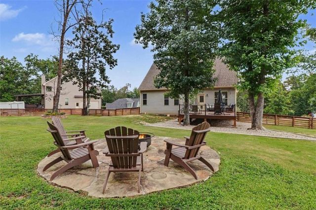 64 Blandwood Drive, Cartersville, GA 30120
