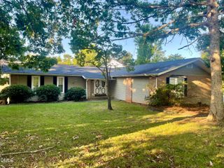 1232 Jamestowne Drive, Elon, NC 27244