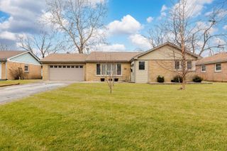 10615 S Plahm Court, Worth, IL 60482