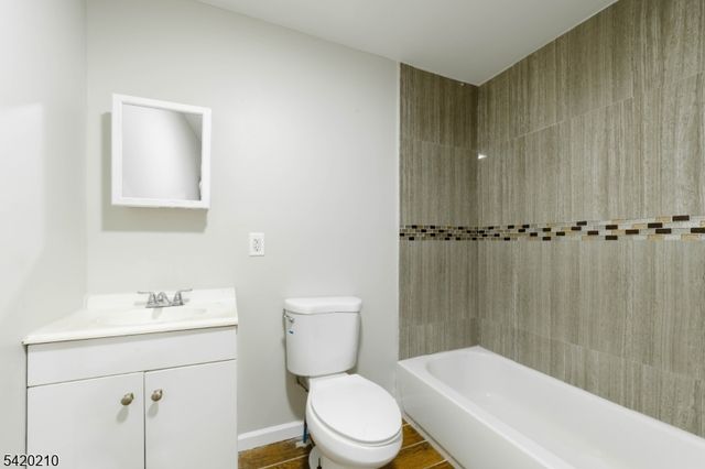 874 S 16Th St, Newark City, NJ 07108