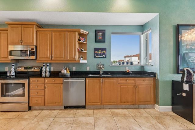 1038 BELLASOL WAY 403, Apollo Beach, FL 33572