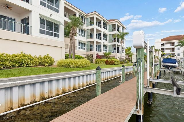1038 BELLASOL WAY 403, Apollo Beach, FL 33572