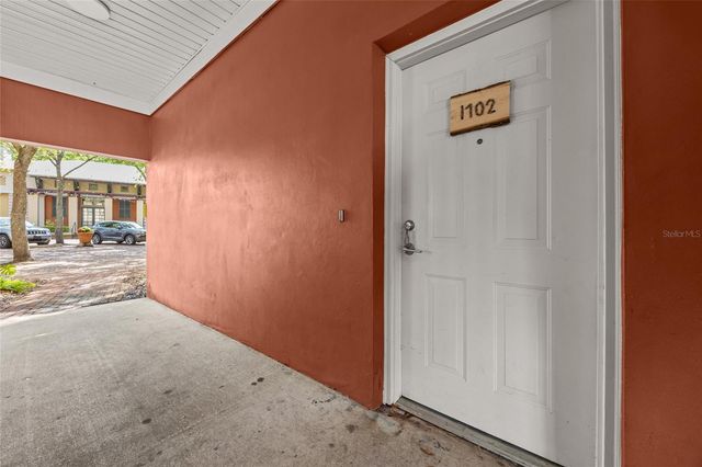 5141 SW 91ST WAY I-102, Gainesville, FL 32608