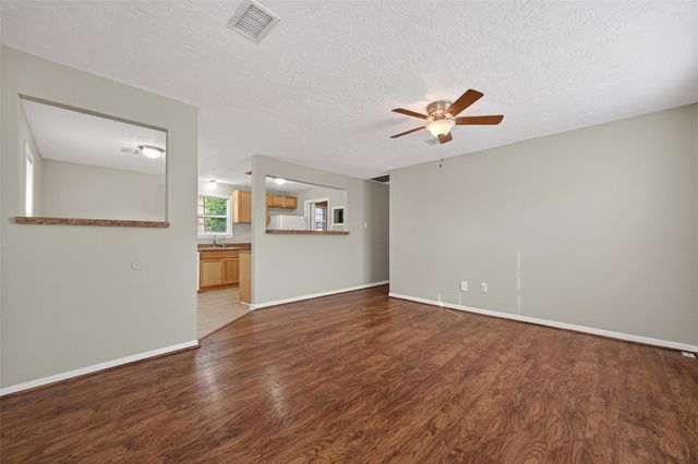 106 Longstreet Road, Willis, TX 77378