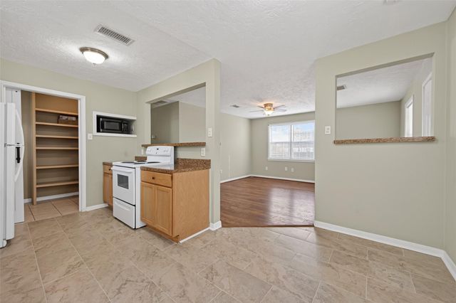 106 Longstreet Road, Willis, TX 77378