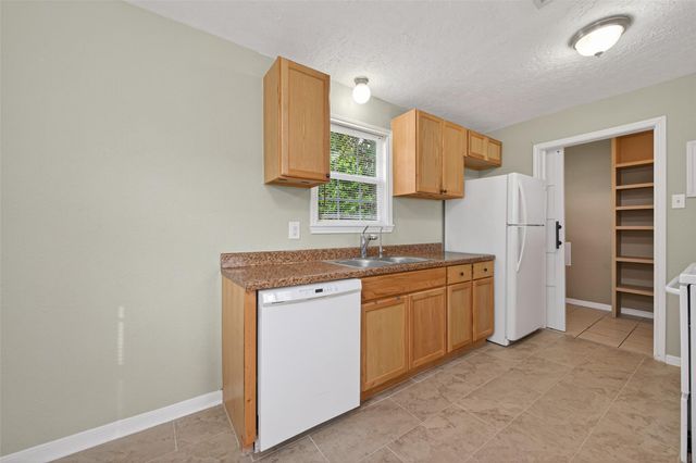 106 Longstreet Road, Willis, TX 77378