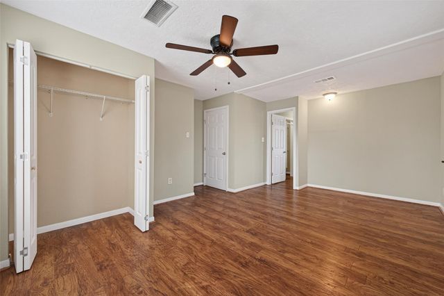 106 Longstreet Road, Willis, TX 77378