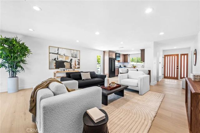 11 Rockrose Way, Irvine, CA 92612