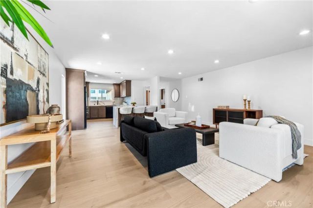 11 Rockrose Way, Irvine, CA 92612