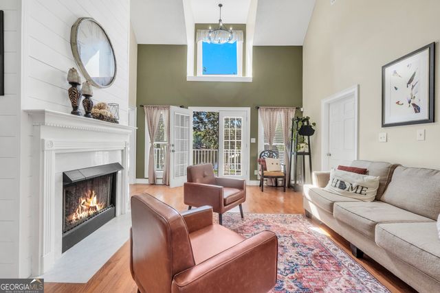 561 Harbour Shores Drive, Jackson, GA 30233