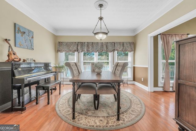 561 Harbour Shores Drive, Jackson, GA 30233