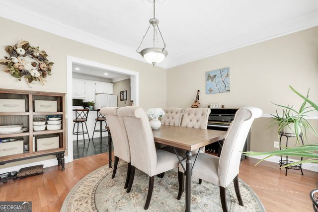 561 Harbour Shores Drive, Jackson, GA 30233