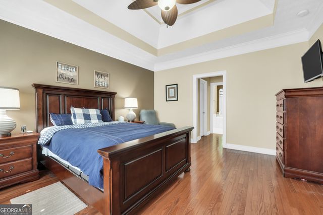 561 Harbour Shores Drive, Jackson, GA 30233