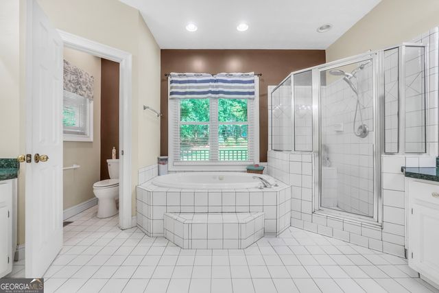 561 Harbour Shores Drive, Jackson, GA 30233