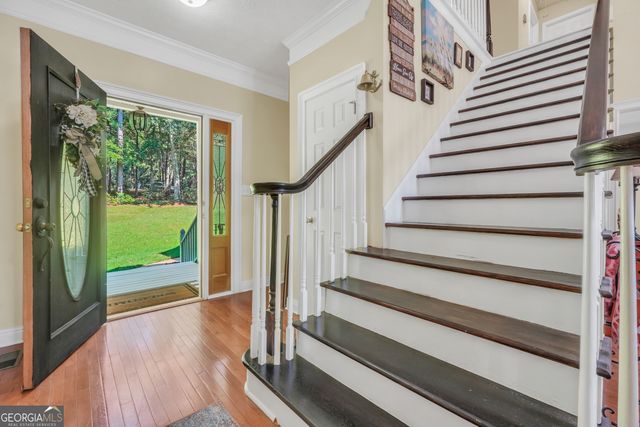 561 Harbour Shores Drive, Jackson, GA 30233