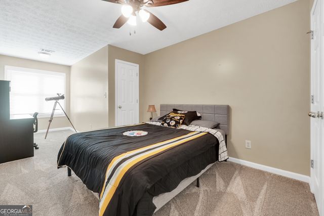 561 Harbour Shores Drive, Jackson, GA 30233