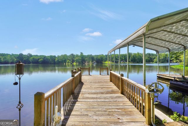 561 Harbour Shores Drive, Jackson, GA 30233