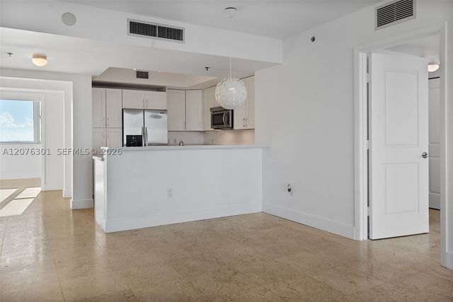 2641 N Flamingo Rd 2205N, Sunrise, FL 33323