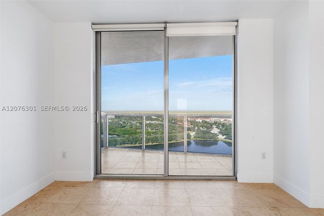 2641 N Flamingo Rd 2205N, Sunrise, FL 33323