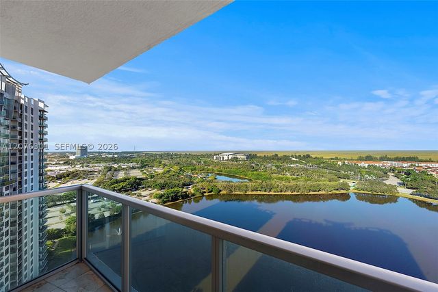 2641 N Flamingo Rd 2205N, Sunrise, FL 33323