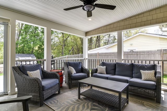 15 Fenway Drive, Framingham, MA 01701