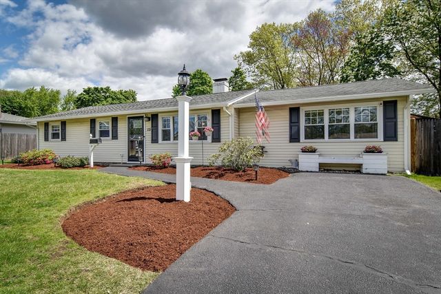 15 Fenway Drive, Framingham, MA 01701