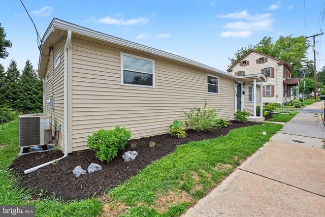749 N RAILROAD ST, Palmyra, PA 17078