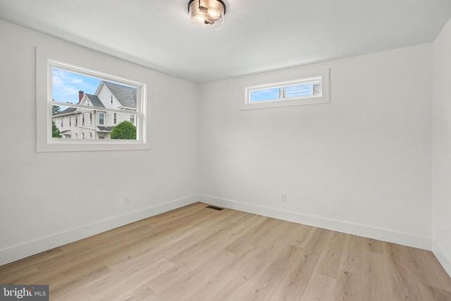 749 N RAILROAD ST, Palmyra, PA 17078