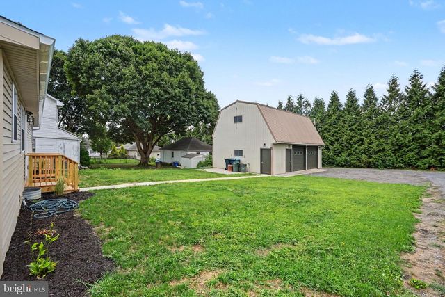 749 N RAILROAD ST, Palmyra, PA 17078