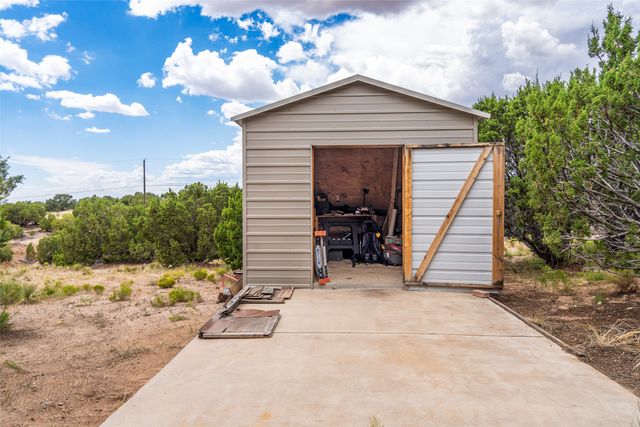 106 Camino Espejo, Santa Fe, NM 87507