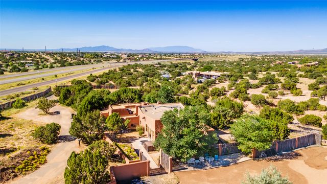 106 Camino Espejo, Santa Fe, NM 87507