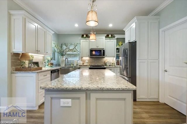 156 Hannah Drive, Jesup, GA 31546