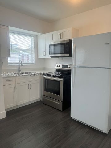 2150 NW 24th St 4, Miami, FL 33142