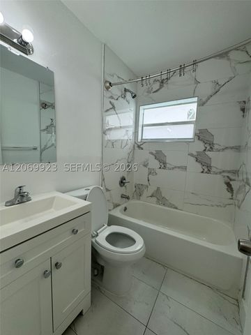 2150 NW 24th St 4, Miami, FL 33142