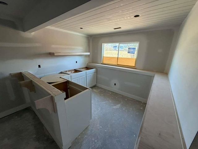 3014 E Sunflower Dr, Derby, KS 67037