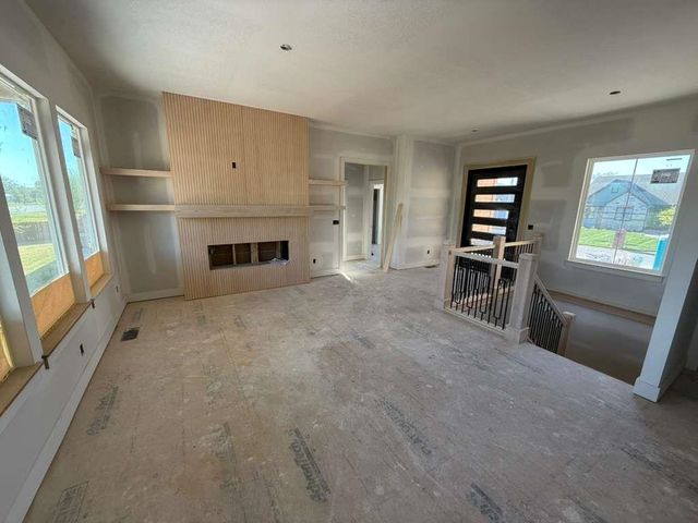 3014 E Sunflower Dr, Derby, KS 67037