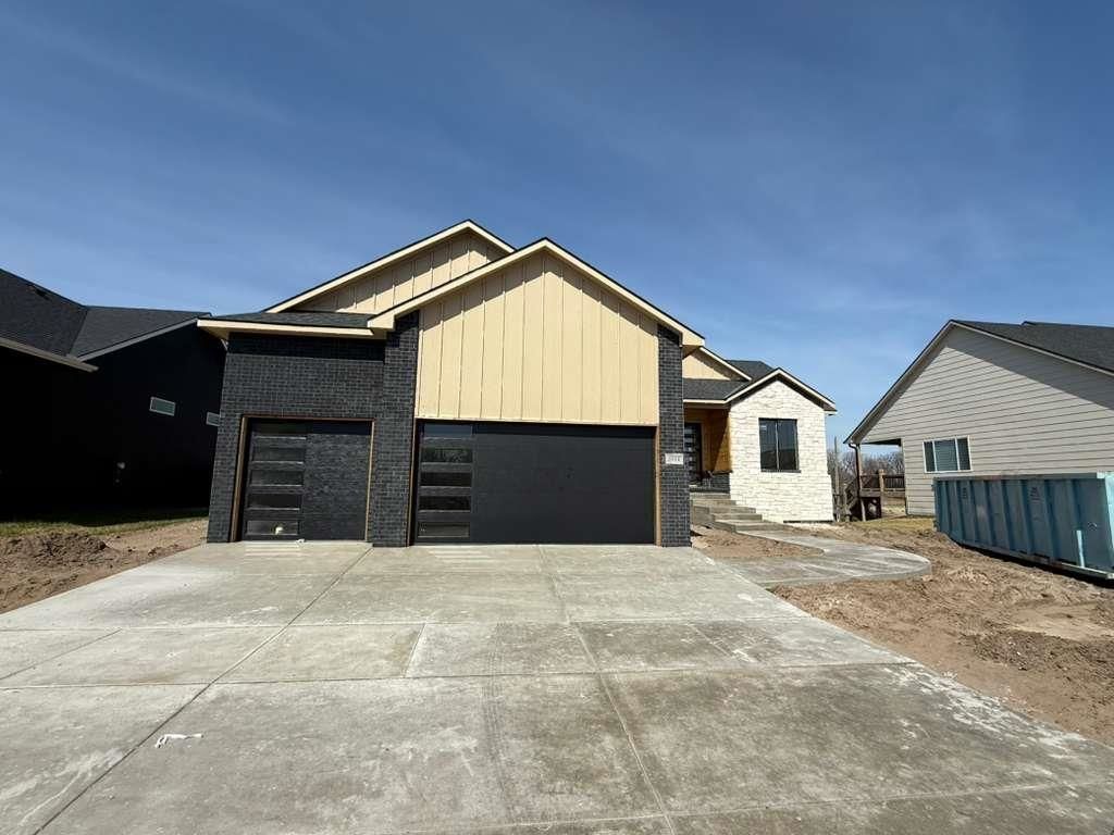 3014 E Sunflower Dr, Derby, KS 67037